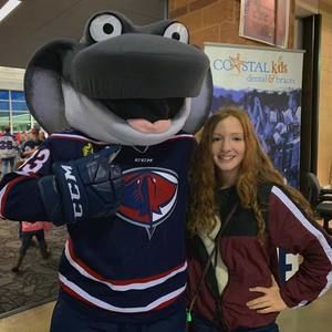 Meet your Posher, Alexis